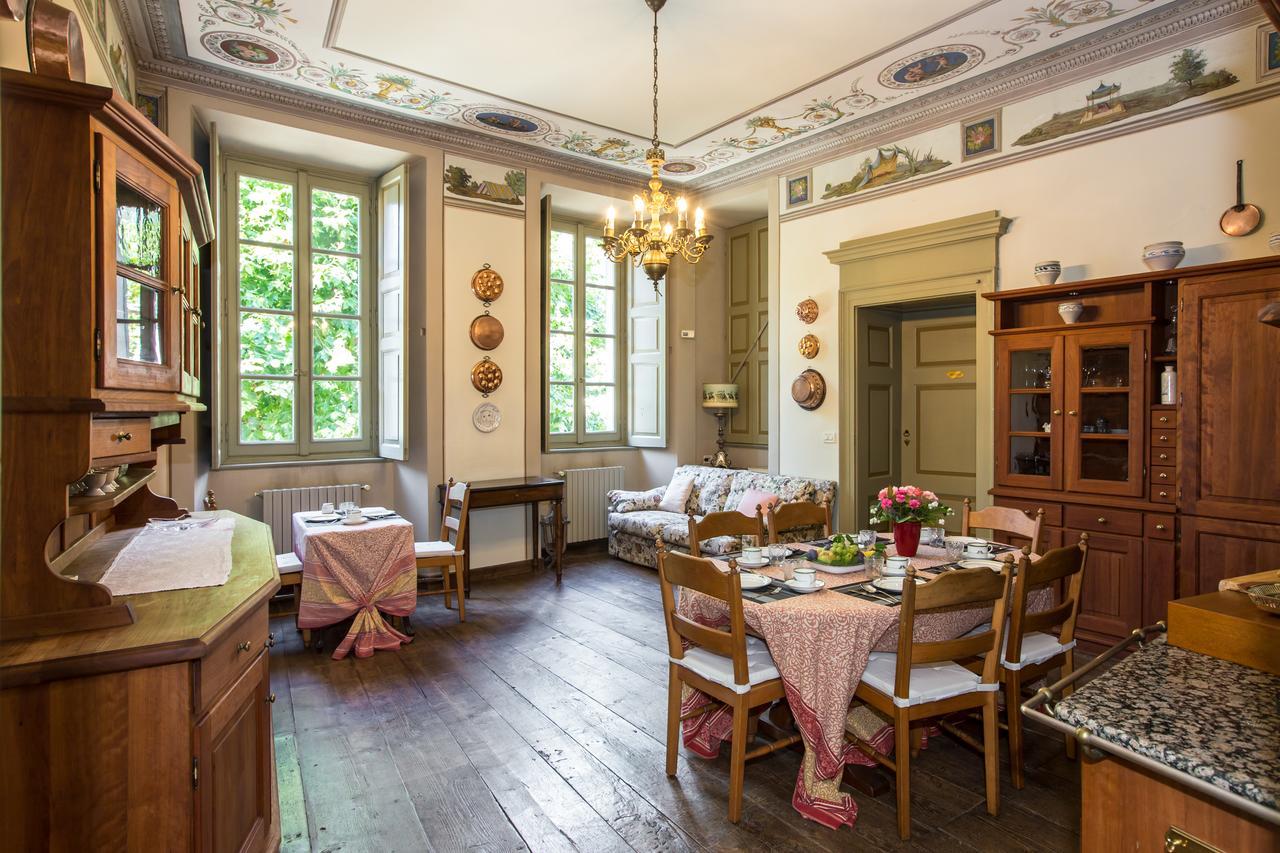 Ferienwohnung Palazzo Salis - La Dimora Del Conte Tirano Exterior foto
